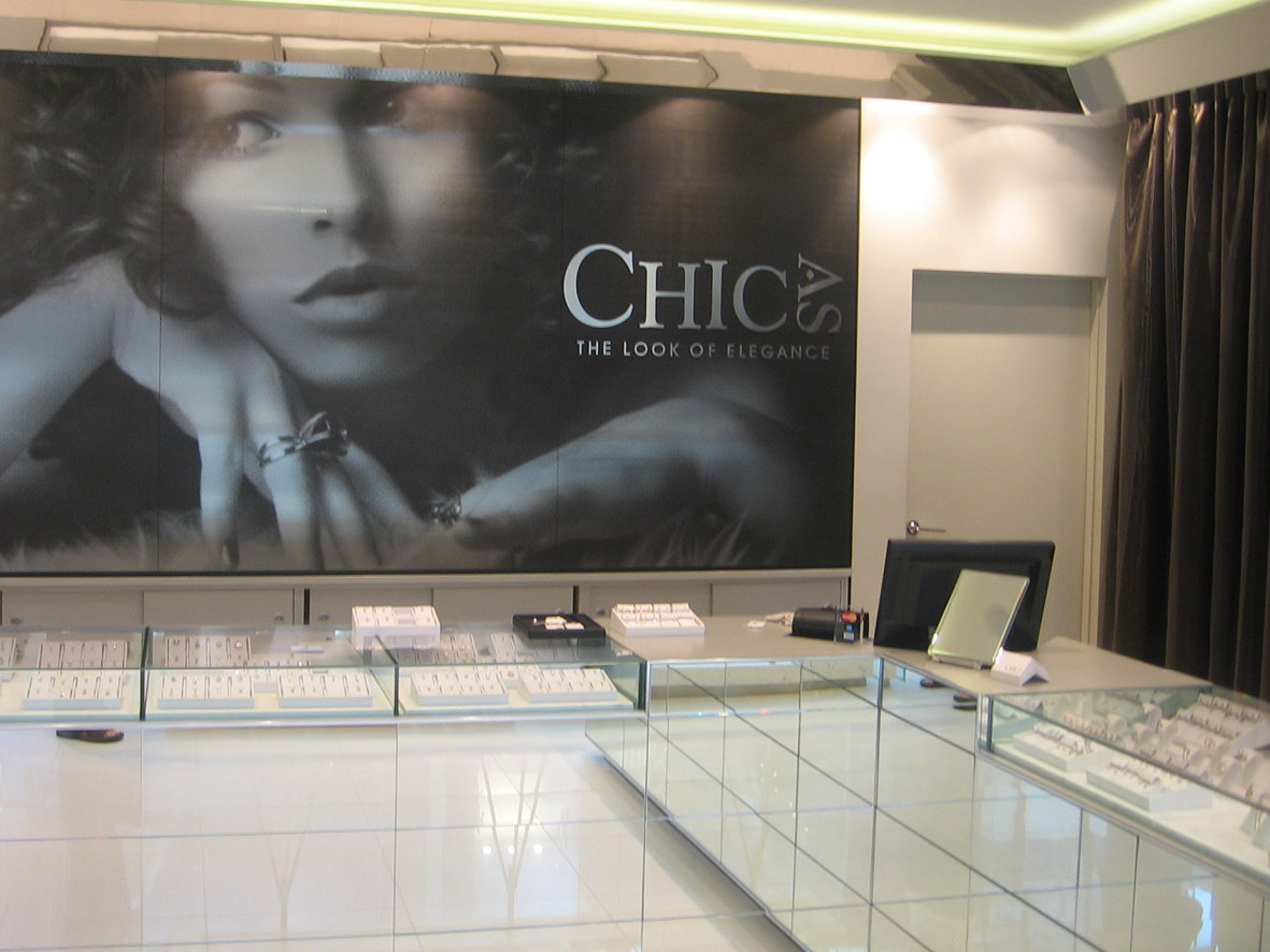 Chic As Westfield Doncaster Vic