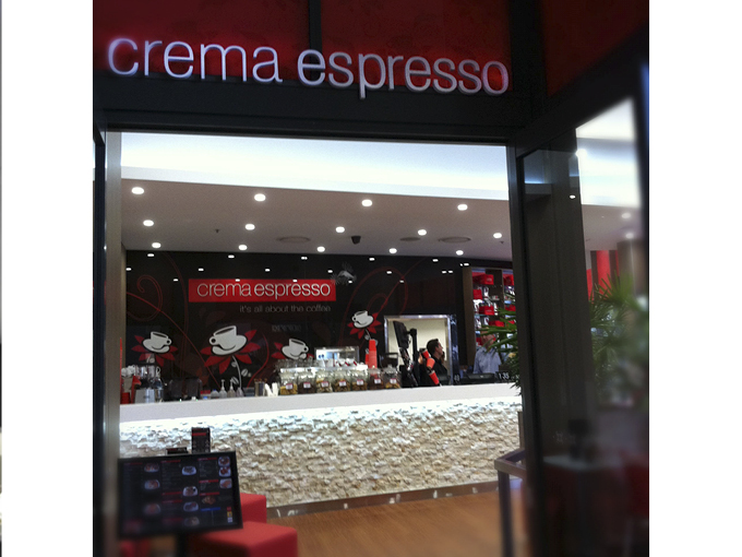 Crema Espresso Helensvale | Retail shop cafe restaurant interior designer